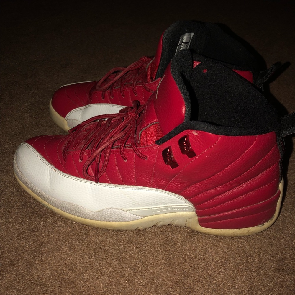 Gym Red 12s